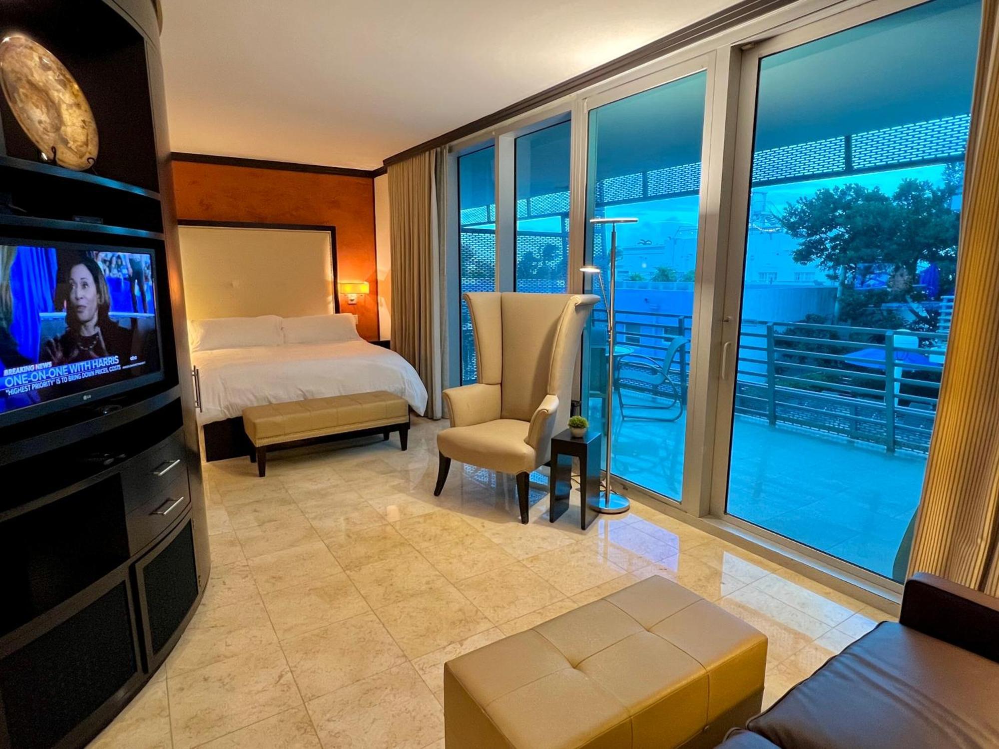 Boutique Suites 3 Min Walk To Beach マイアミビーチ エクステリア 写真