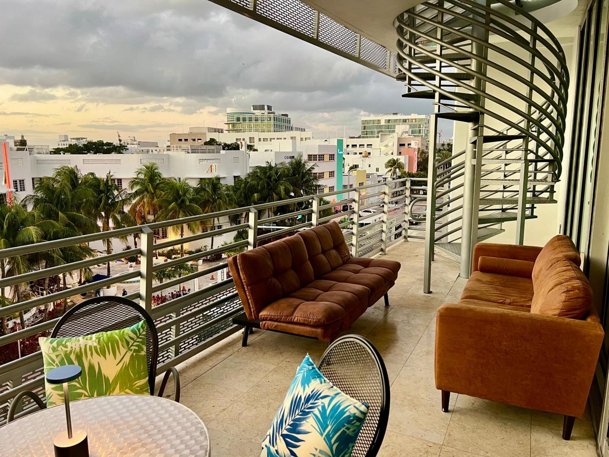 Boutique Suites 3 Min Walk To Beach マイアミビーチ エクステリア 写真